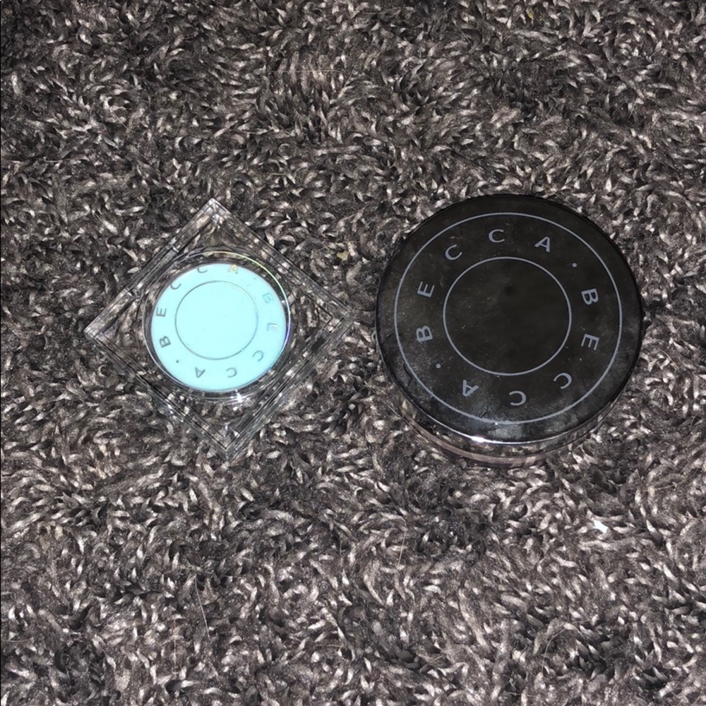 Under eye primer and setting powder